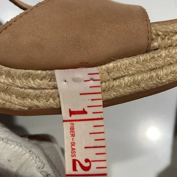 🥳🥳LUCKY BRAND Valki Espadrilles Platform Wedge Sandals, Size 9 1/2  Tan - Picture 8 of 9